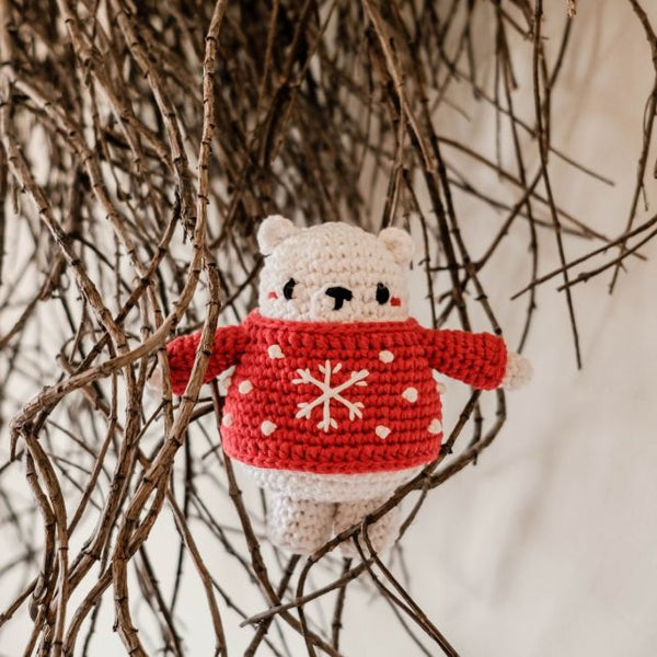 Winter Bear Yule Crochet Kit - Hoooked Yarns