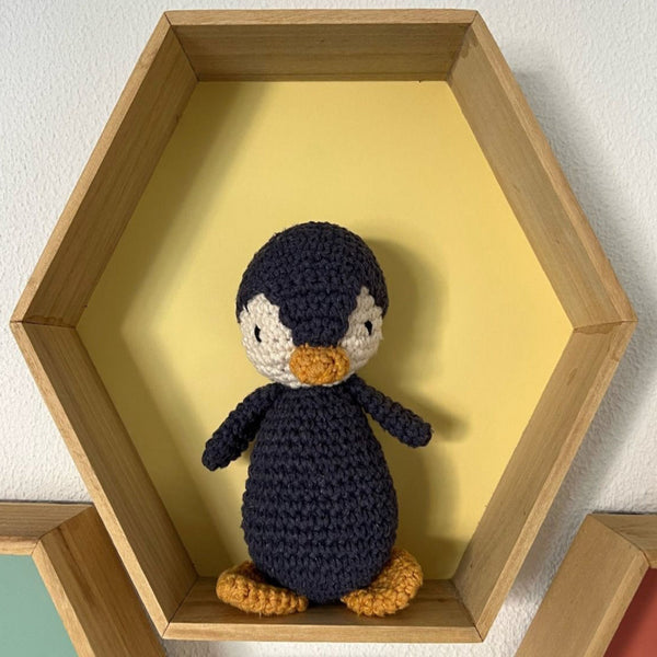 Penguin Frosty Crochet Kit - Hoooked Yarns